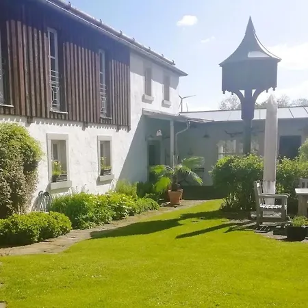 Austragshaus Almbranz * Helmbrechts